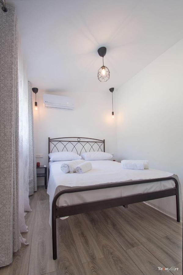 Oresti'S Villa Near Airport & Beach Artemida  Zewnętrze zdjęcie