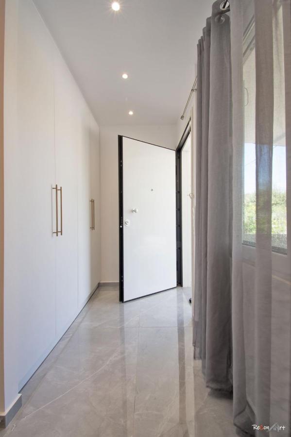 Oresti'S Villa Near Airport & Beach Artemida  Zewnętrze zdjęcie